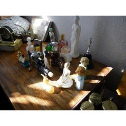 21 ASSORTED SCENT/PERFUME BOTTLES.SOME AVON .SOME FULL.