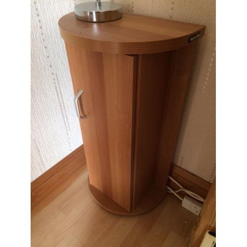 Fish tank pedestal