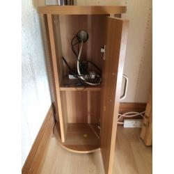 Fish tank pedestal