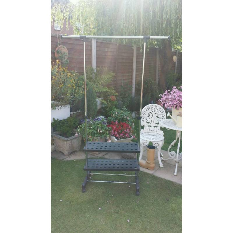 Clothing rail