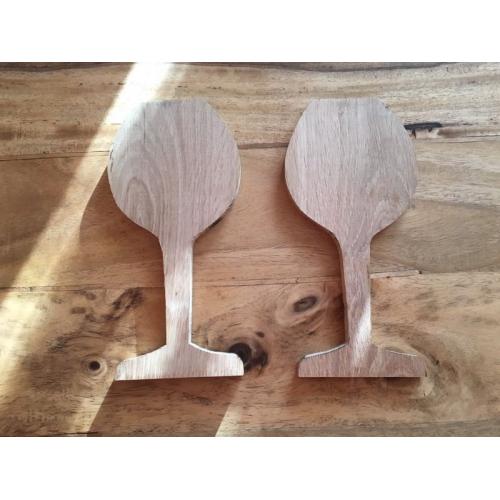Blank oak wedding plaques.