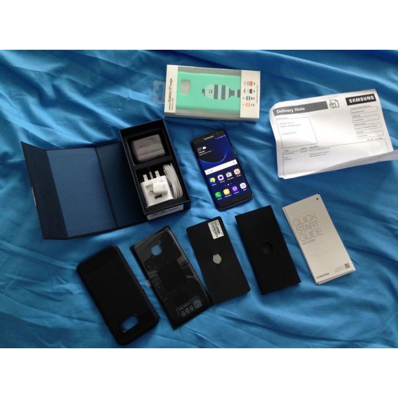 Samsung galaxy s7 edge BLACK/USED LOOK LIKE NEW