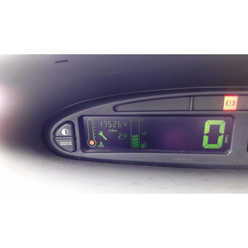 CITROEN PICASSO YEAR 2000 SUPER CAR