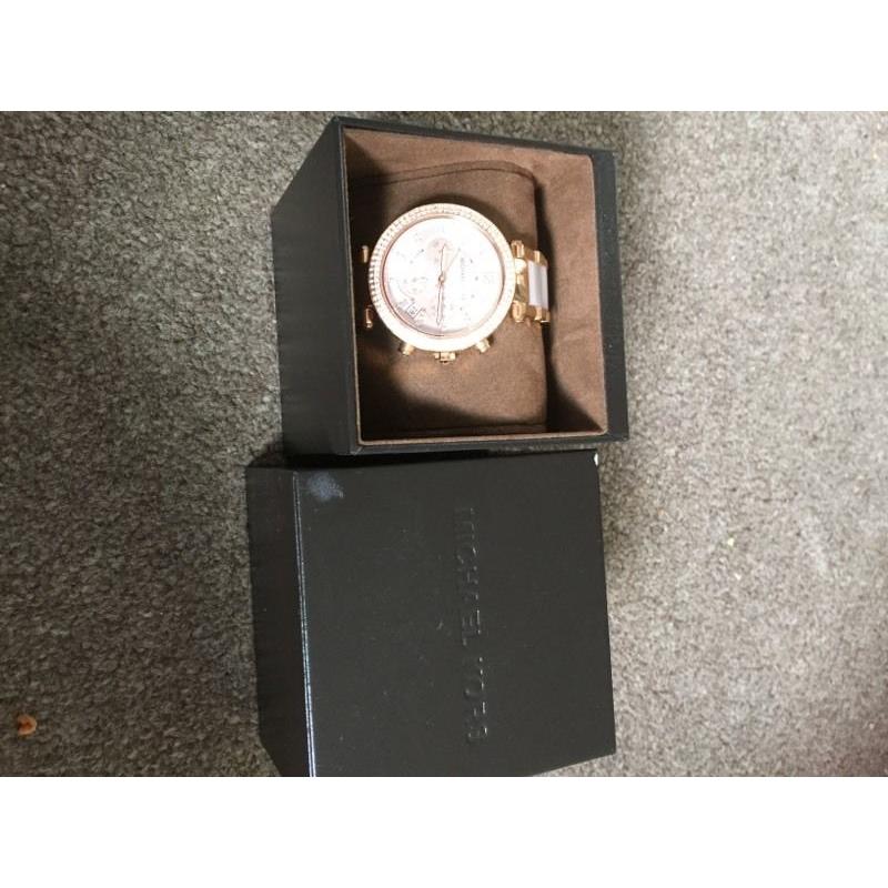 Micheal kors rose gold watch