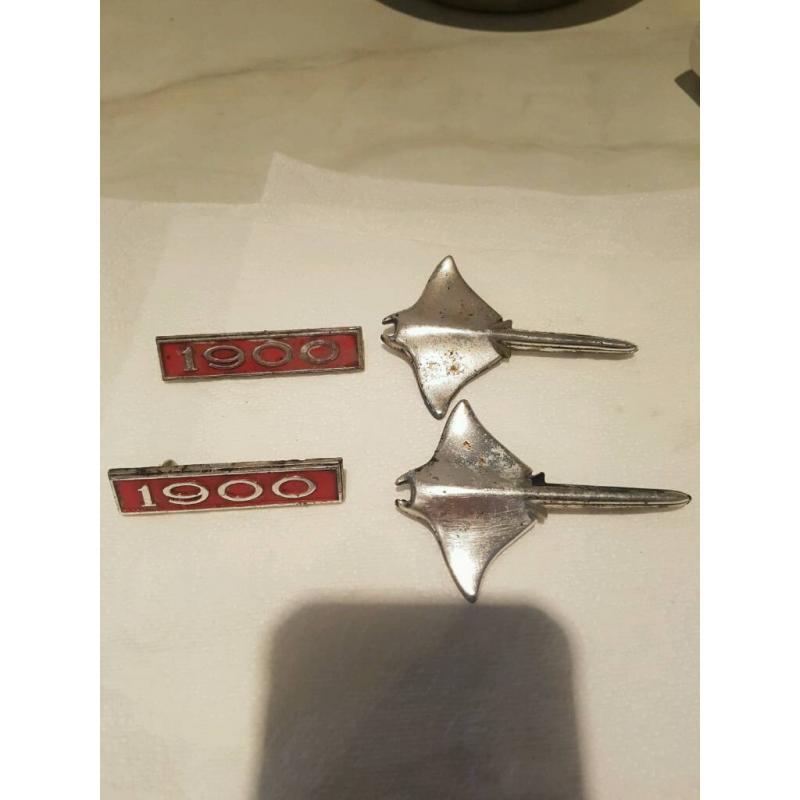 Opel manta car badges