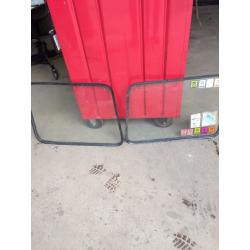 CAMPER VAN FRONT SPLIT SCREENS
