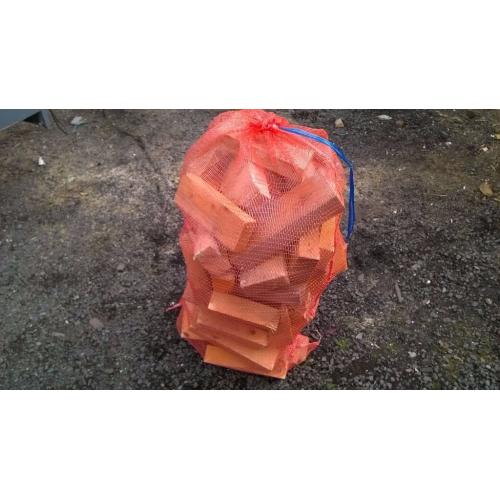 KILN DRIED FIREWOOD LARGE 50KG BAGS ALL CUT TO SIZE also kindling and fire lighters