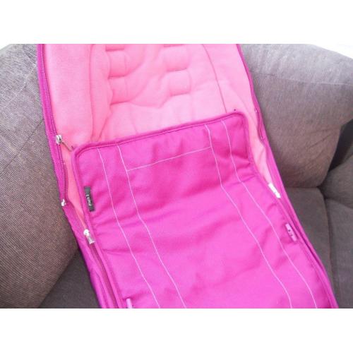 icandy peach 3 footmuff in Fuscia