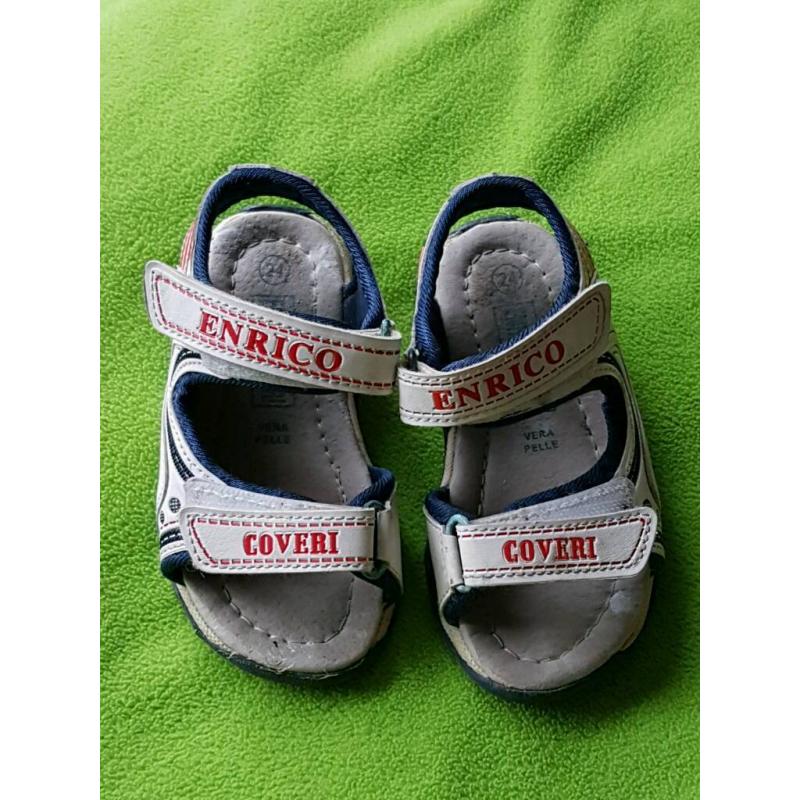 Boys sandals size 24EU