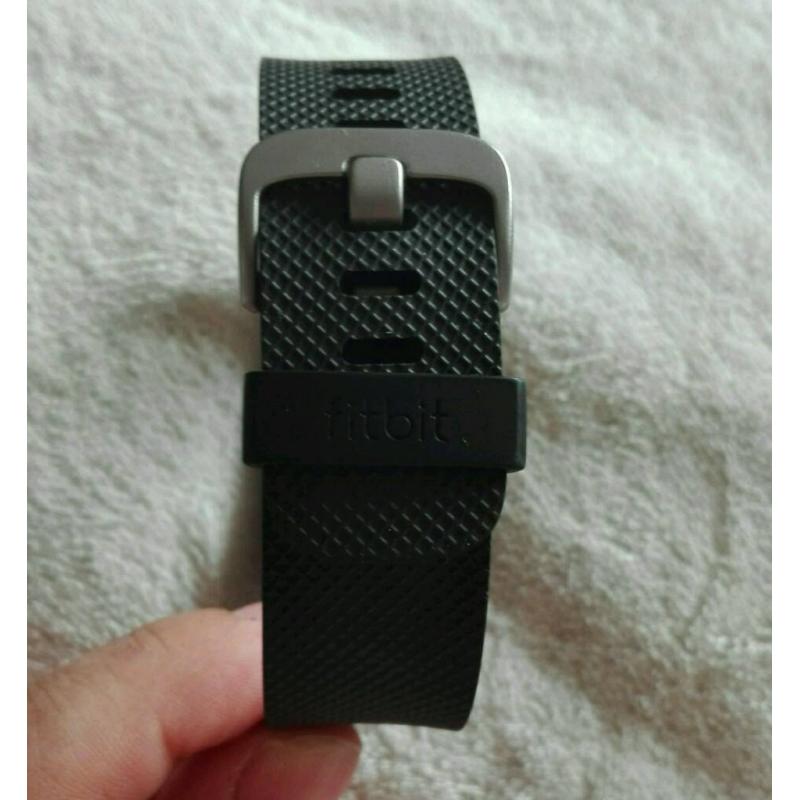 Fitbit charge HR (large)