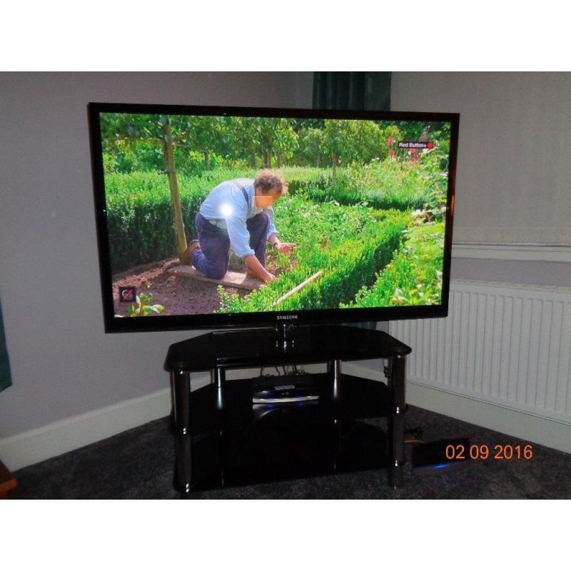 51 inch samsung plasma television and stand for sale