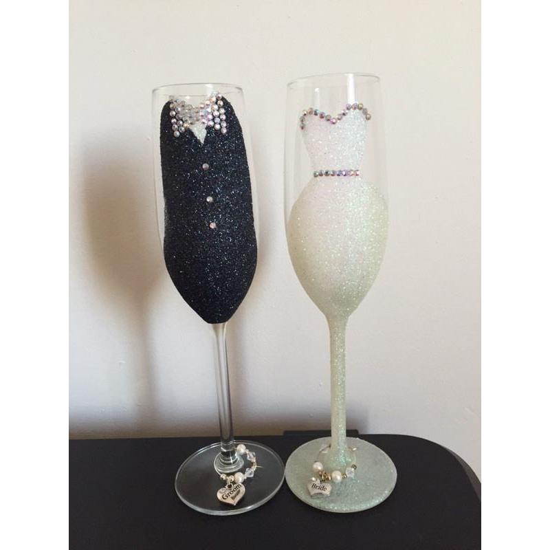 Bride & Groom Champagne Flutes (New)