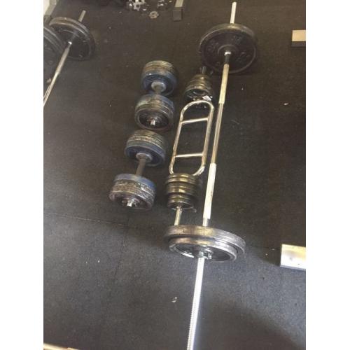 100 kg of weights plus bars