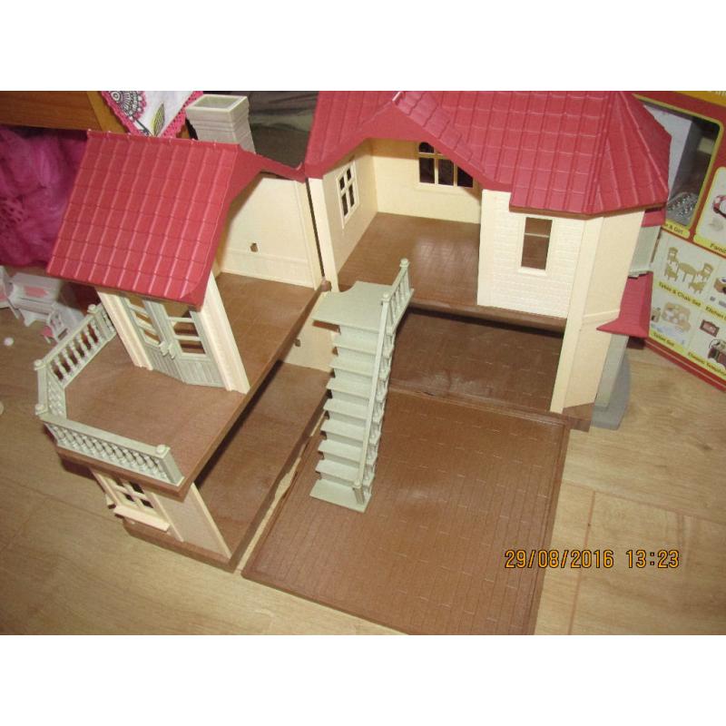 Sylvanian Families Beechwood Hall