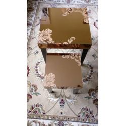 Nest of 2 tables