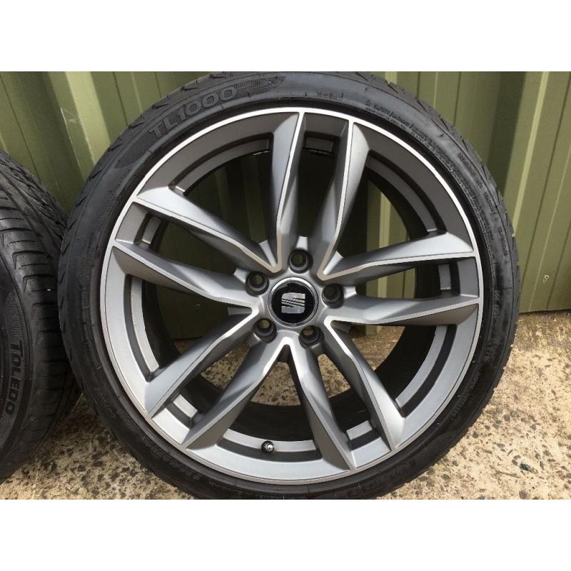 18inch RS6 Replica alloy wheels