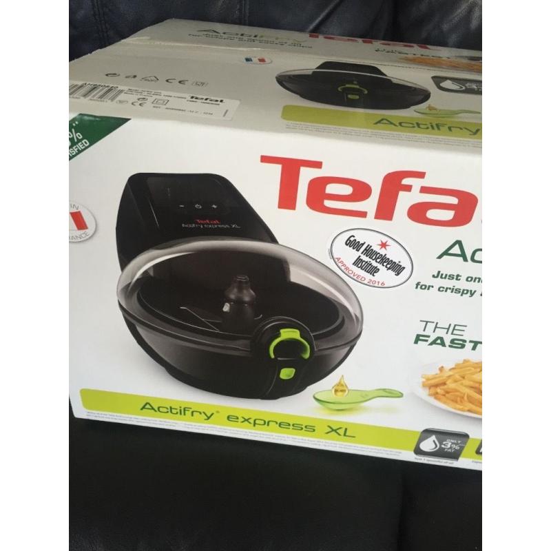 ACTIFRY EXPRESS XL TEFAL 1.5KG (NEW IN BOX)