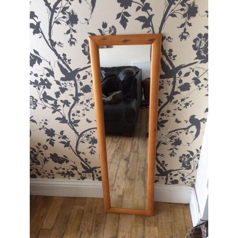 Rectangular pine mirror