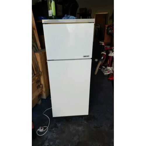 Zannussi fridge freezer