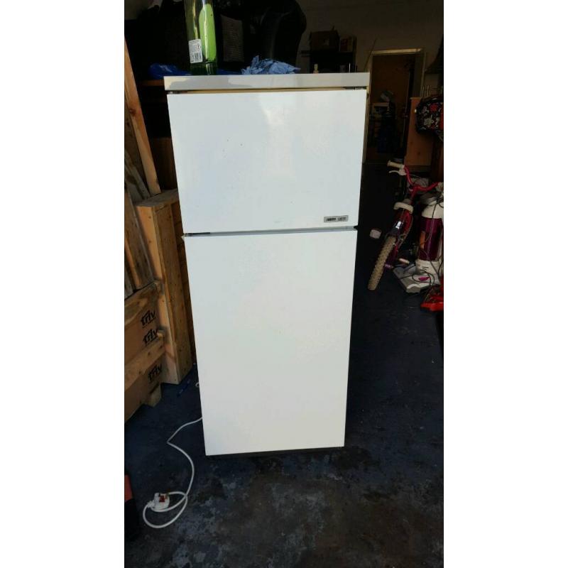 Zannussi fridge freezer