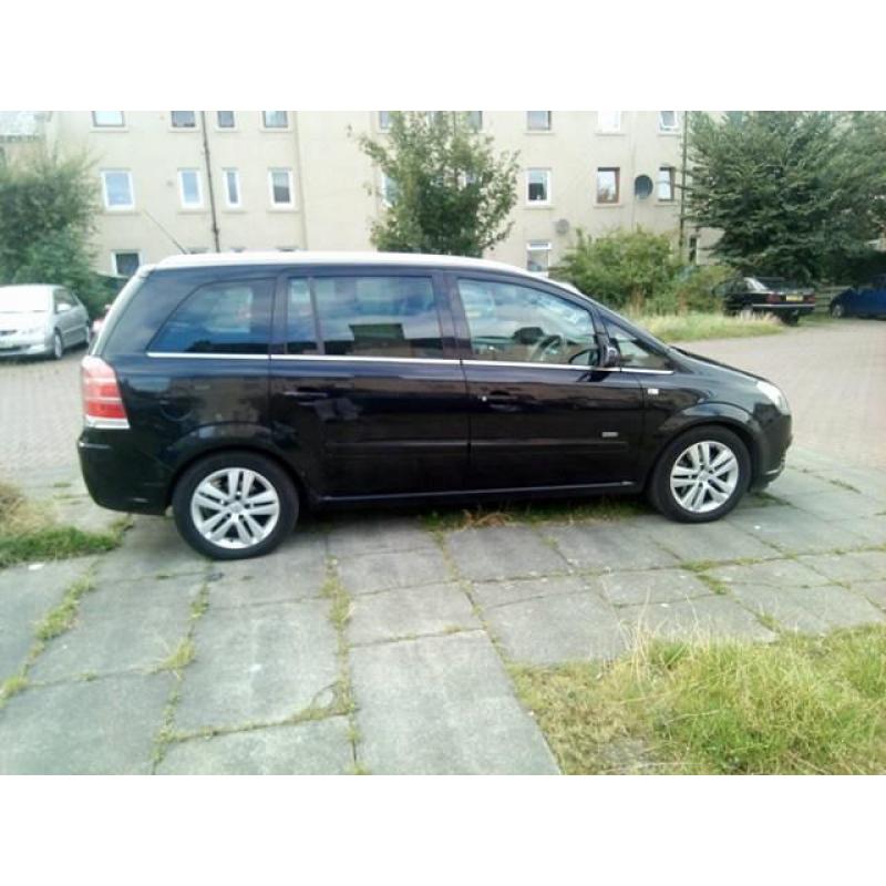 ***Vauxhall Zafira Design 1.9 CDTI 1 Years Mot***