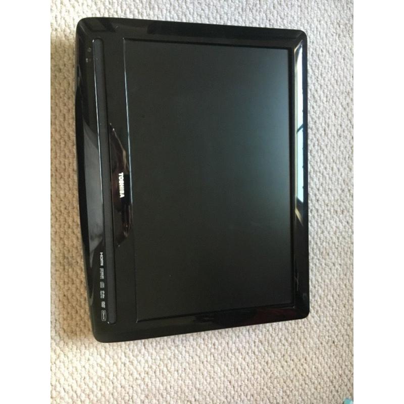 19 inch tv/dvd combo