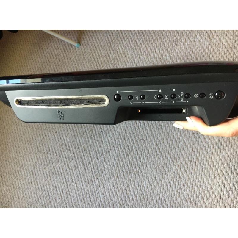 19 inch tv/dvd combo