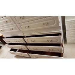 Six White Chest of Drawers and Matching Blanket Box in Excellent Condition