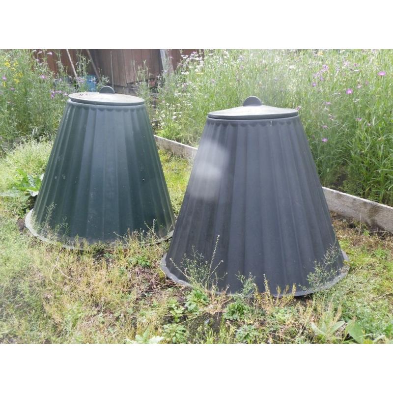 COMPOST BINS