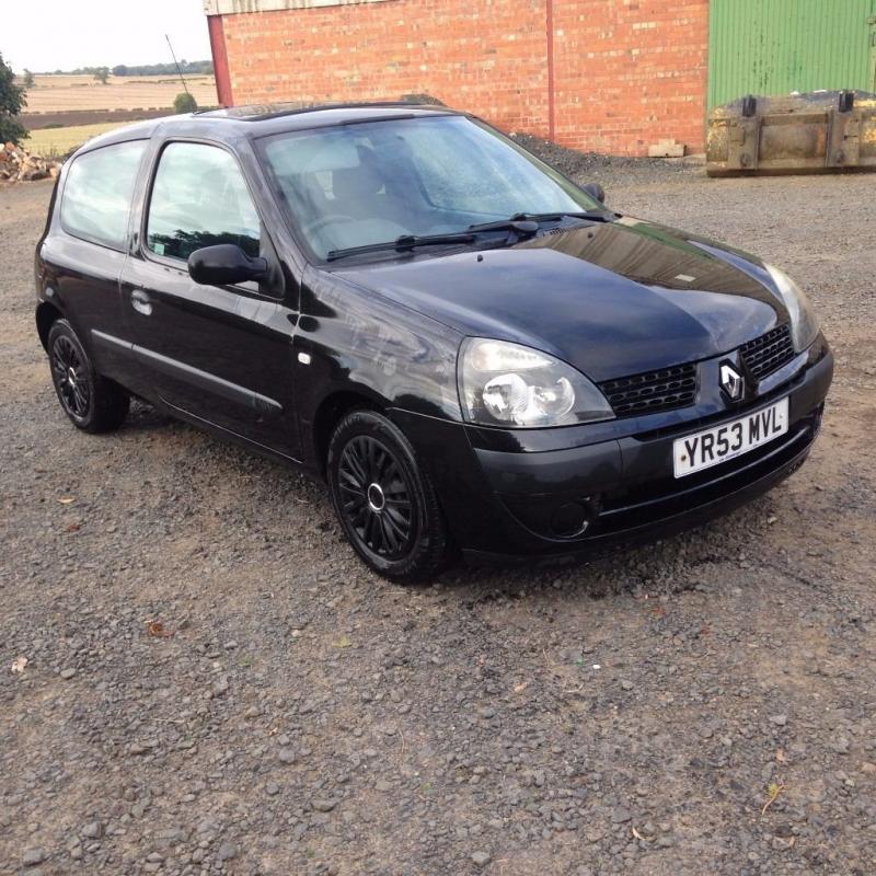 2003 RENAULT CLIO EXPRESSION 16V BLACK 88k MILES IDEAL 1ST CAR RUN ABOUT 5 SEATS