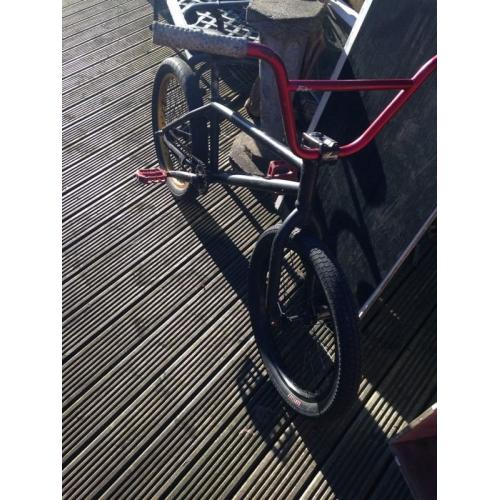 Amity stunt custom BMX