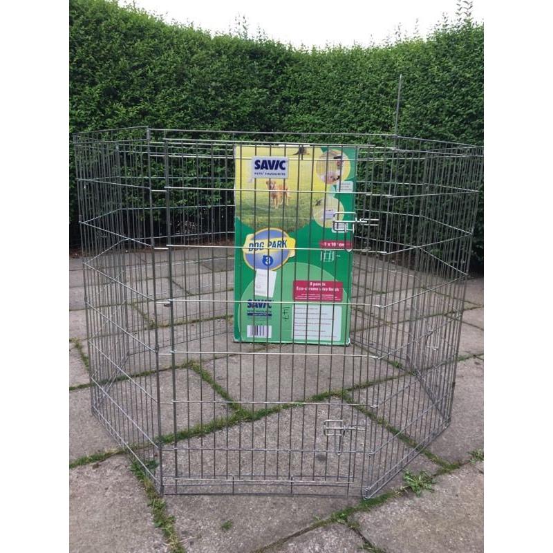 Savic dog pens