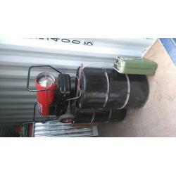 30KW SPACE HEATER, ALMOST NEW + APPROX 300L HEATING OIL, JERRY CAN, JIGGLE TRANSFER HOSE