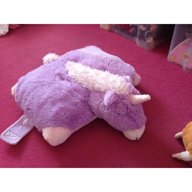 Pillow pets cuddly toy/pillow