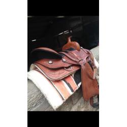 Western saddle