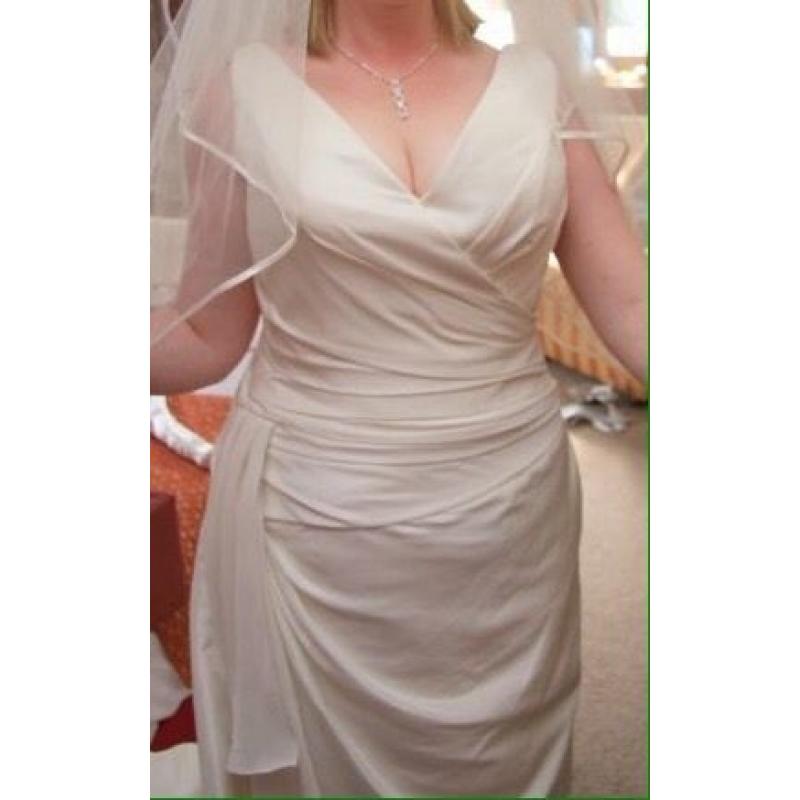 Wedding dress size 16/18