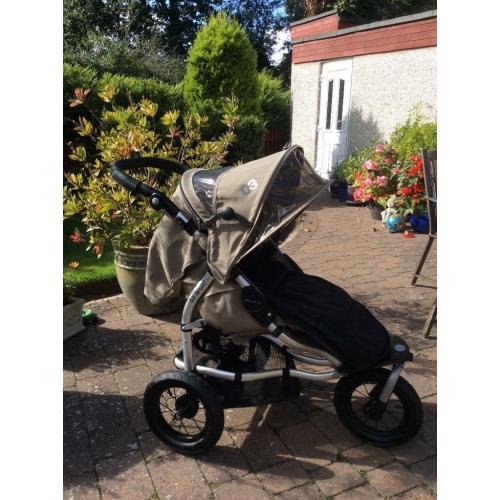 Mamas & Papas 03 Sport Buggy including rain cover and cosy cover. Exc. condition