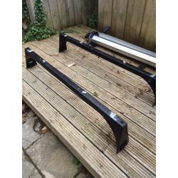 Landrover defender roof bars