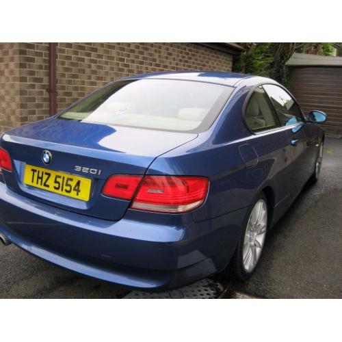 BMW 320i SE Coupe 1 Lady owner