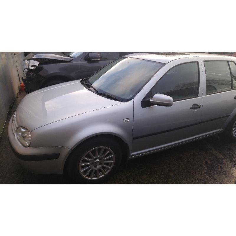 Breaking 2001 VW Golf MK 4 silver 5dr 1.4 call 07590550560 or 07904595916