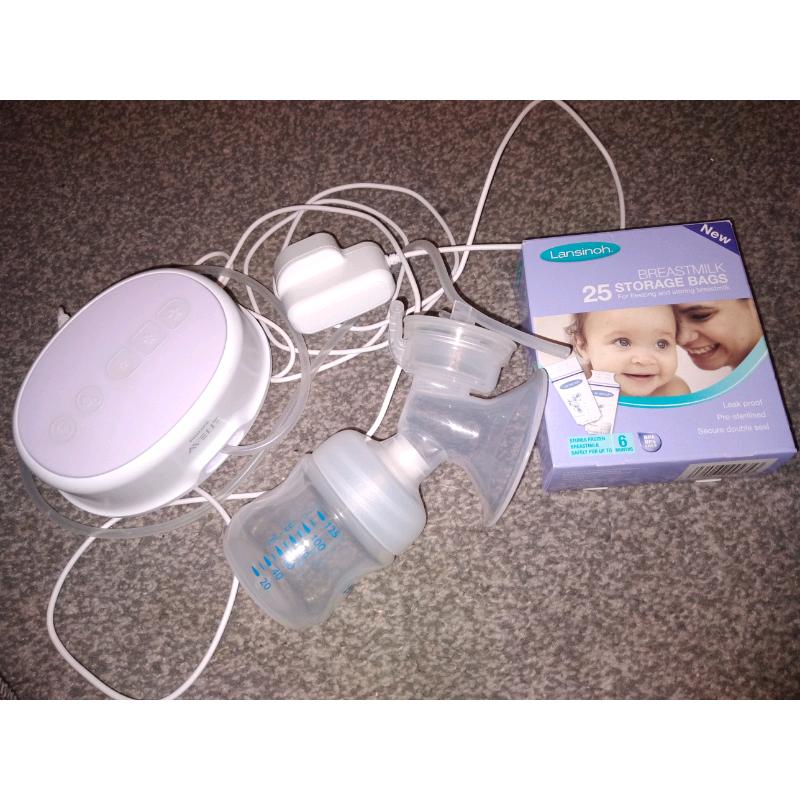 Avent Breast pump and bags