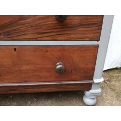 VINTAGE VICTORIAN CHEST OF DRAWERS
