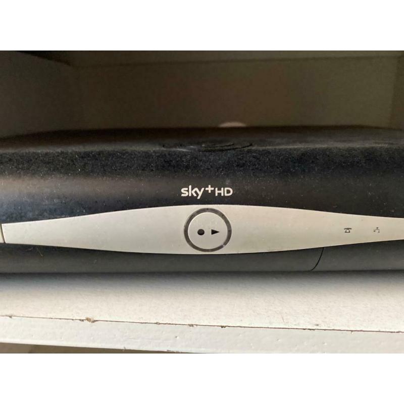 SKY BOX & ROUTER