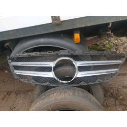 2015 Mercedes C-class radiator grill no emblem