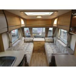 2011 COACHMAN VIP 520/4 4 BERTH CARAVAN WITH SIDE DINETTE AND END WASHROOM......