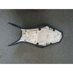 Yamaha mt09 genuine seat