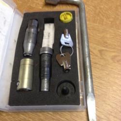 Alko wheel lock 22 with 2 keys complete set