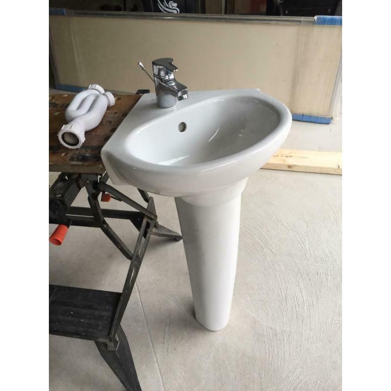 Corner washroom sink, pedestal and tap