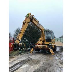 LIEBHERR 902 WHEEL EXCUVATOR DIGGER