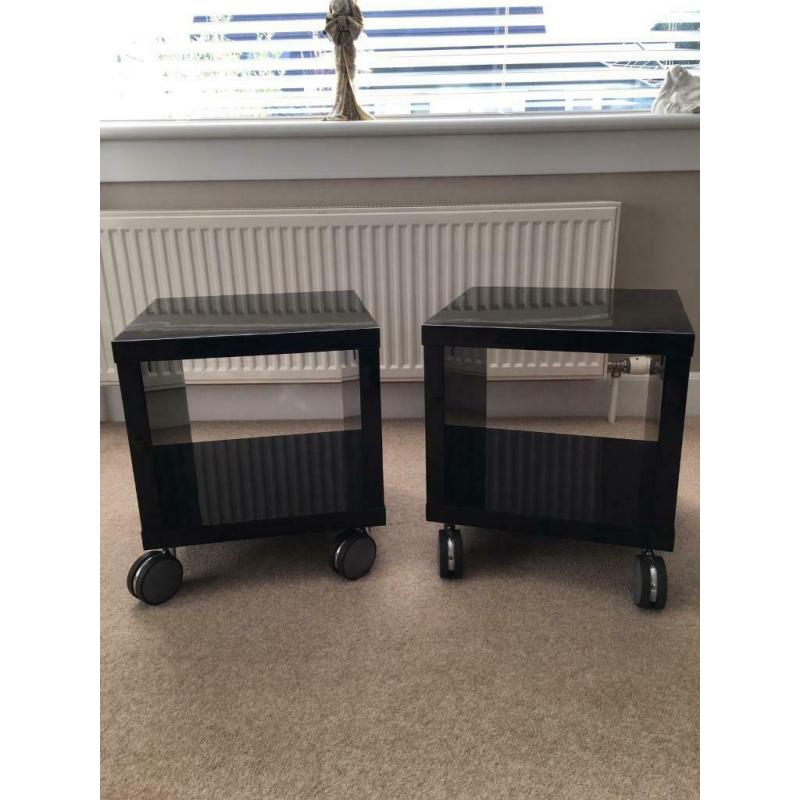 2 x cube side tables